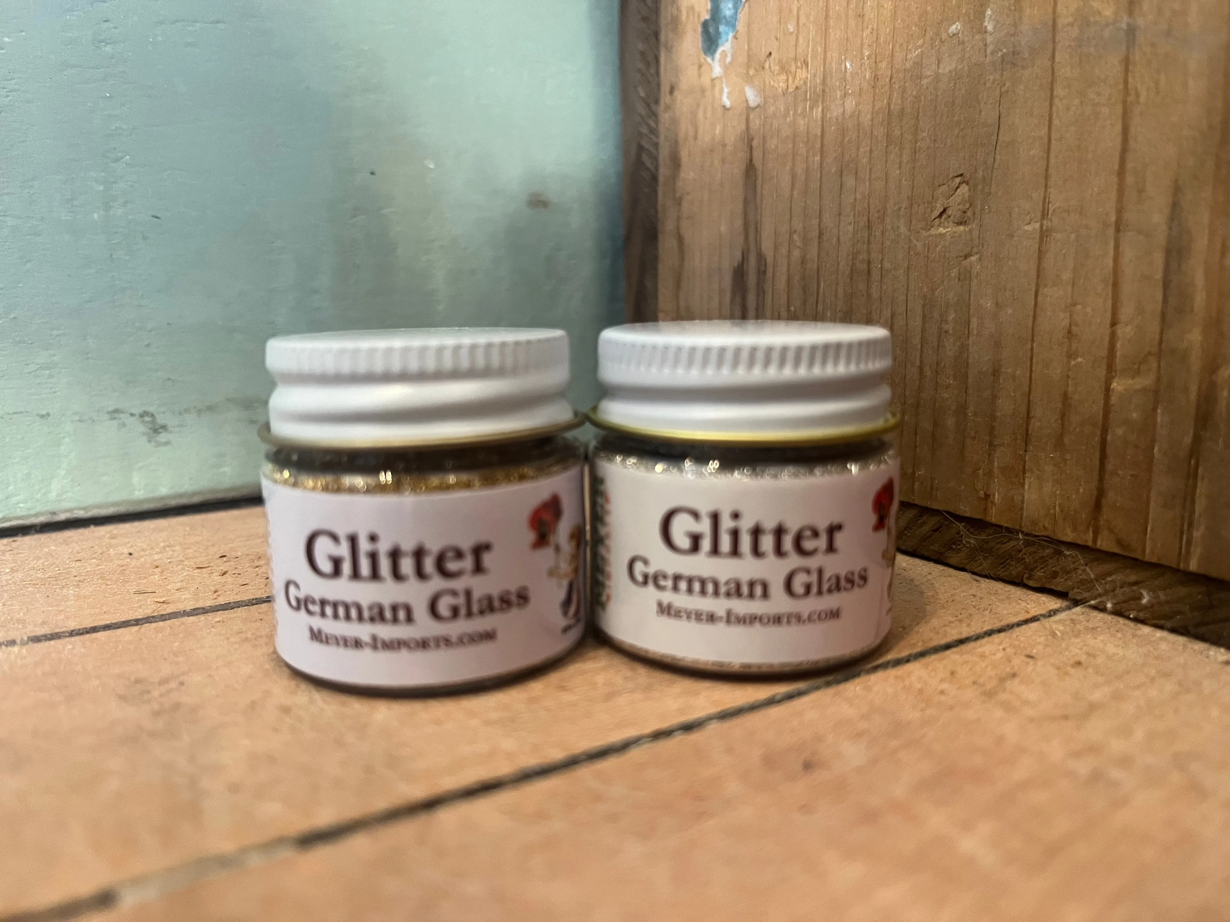 1.25 oz Sparkly Gold German Glass Glitter