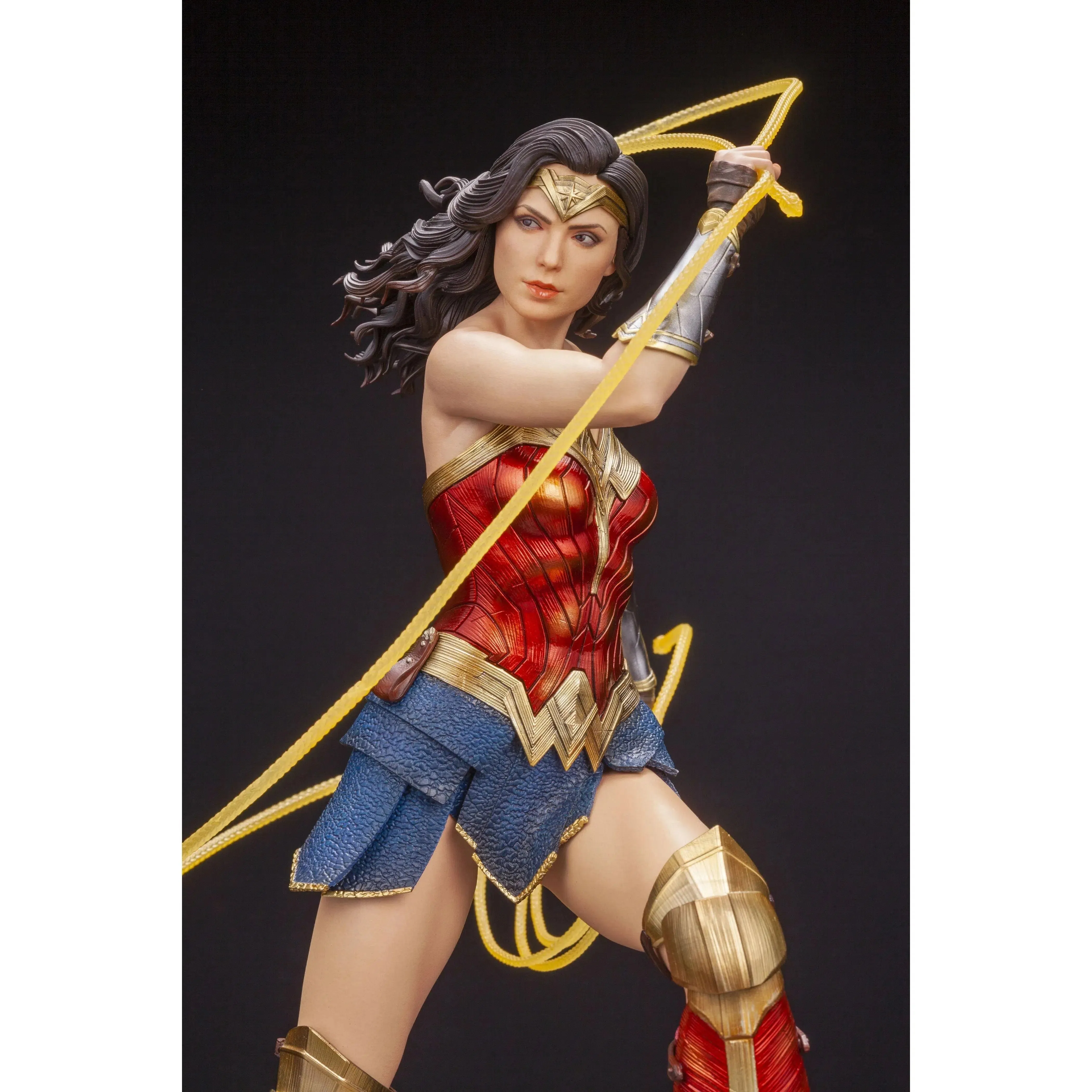 DC Comics: Wonder Woman 1984 Movie - Wonder Woman Statue - Kotobukiya - ArtFX