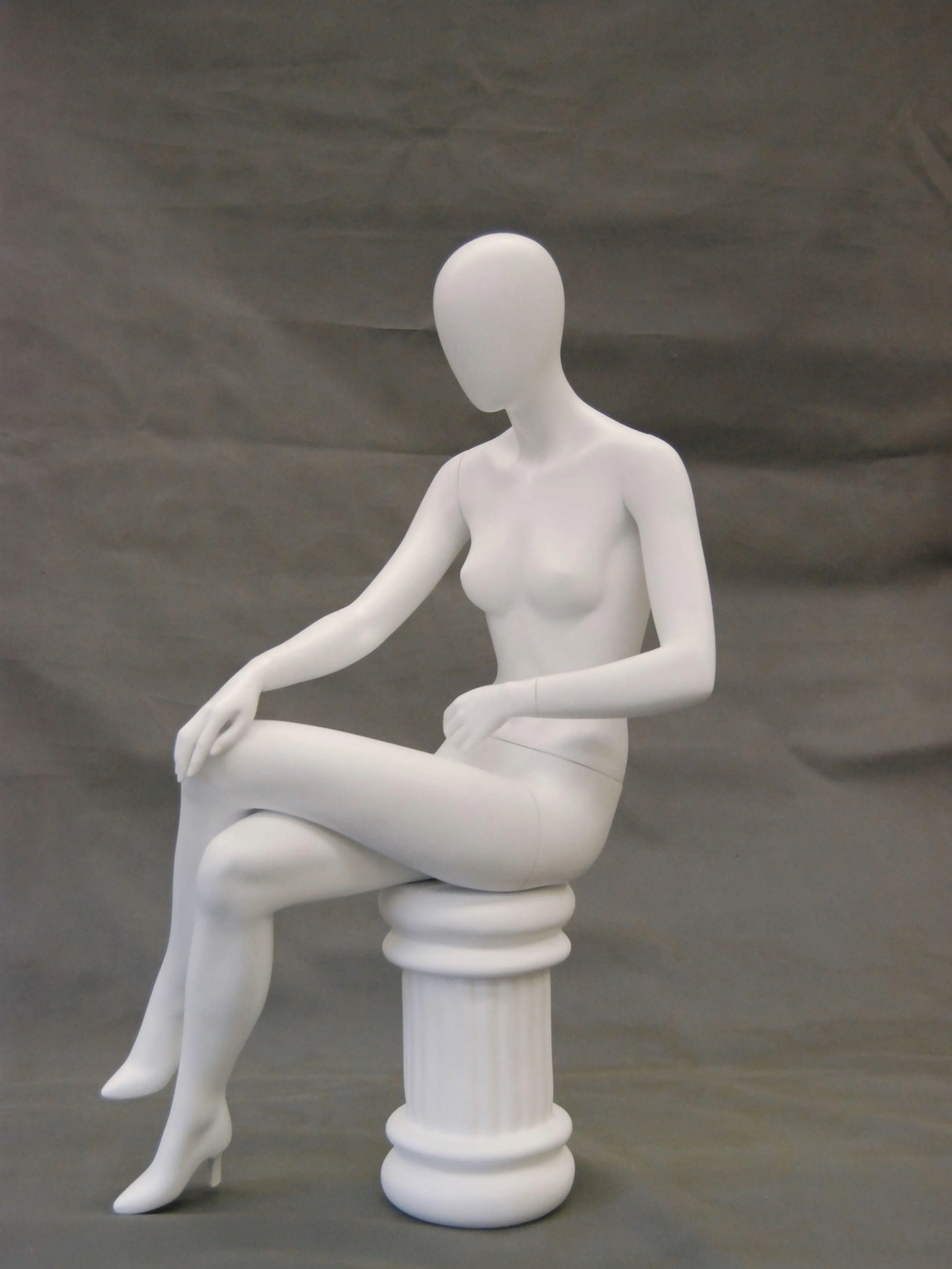 Egghead Female Sitting Mannequin MM-RGS9W