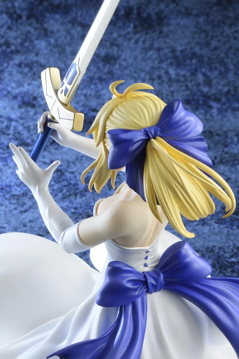 Fate/Stay Night: Saber White Dress Renewal ver. 1/8 Scale Figure