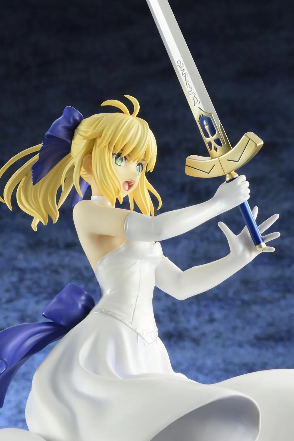 Fate/Stay Night: Saber White Dress Renewal ver. 1/8 Scale Figure