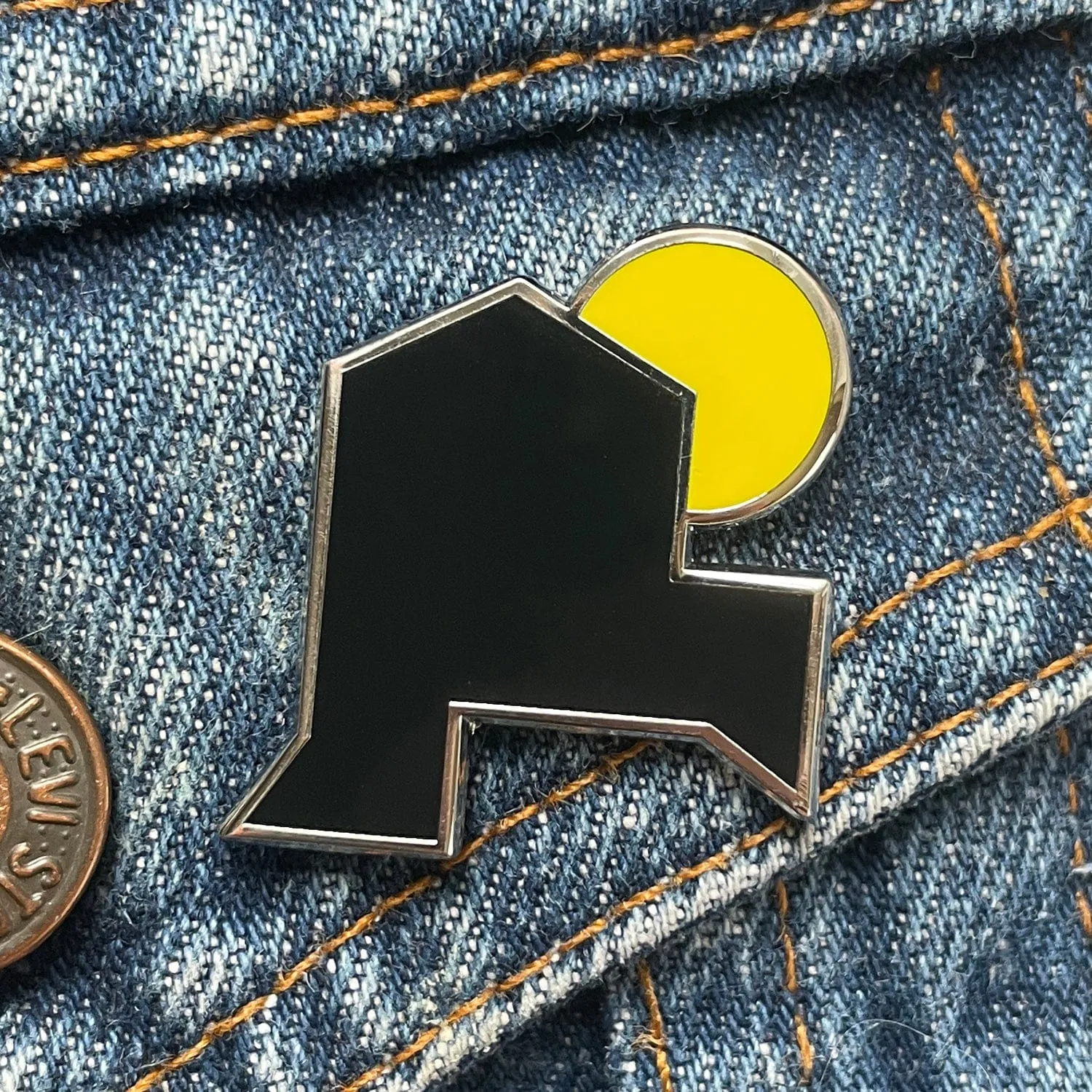 World Refugee Day Pin